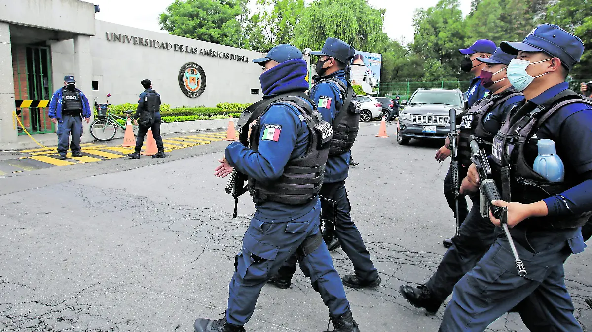 Policías en la UDLAP